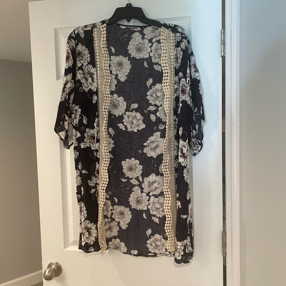 Charlotte Russe soft cardigan S